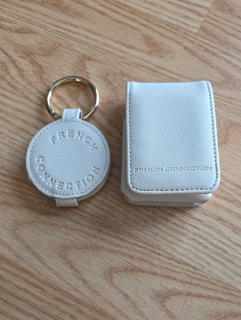 French Connection Travel Set Pouch Case Mirror Keychain Keyring